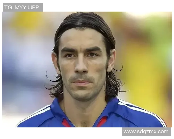 全球足球41号球星盘点与传奇人物回顾分析 全球足球41号球星盘点与传奇人物回顾分析