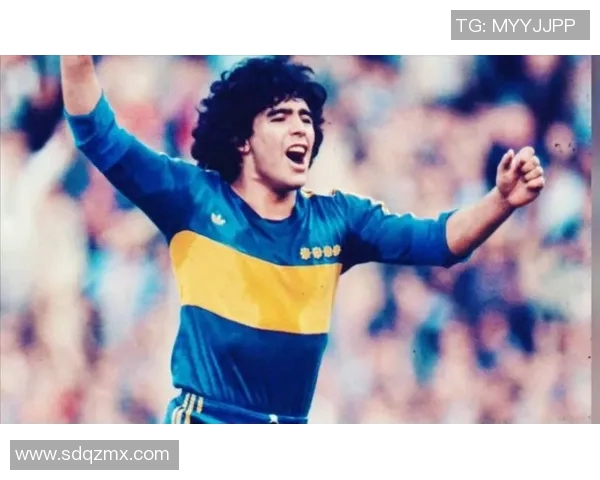 现役足球球星排名第一是谁 他的成就与影响力如何改变足坛