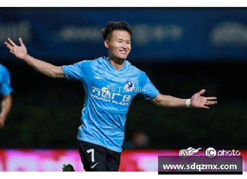 足球之星：28位球员的辉煌征程
